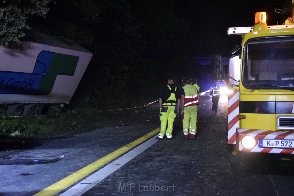 Schwerer VU A 3 Rich Oberhausen Hoehe AK Leverkusen P078.JPG - Miklos Laubert